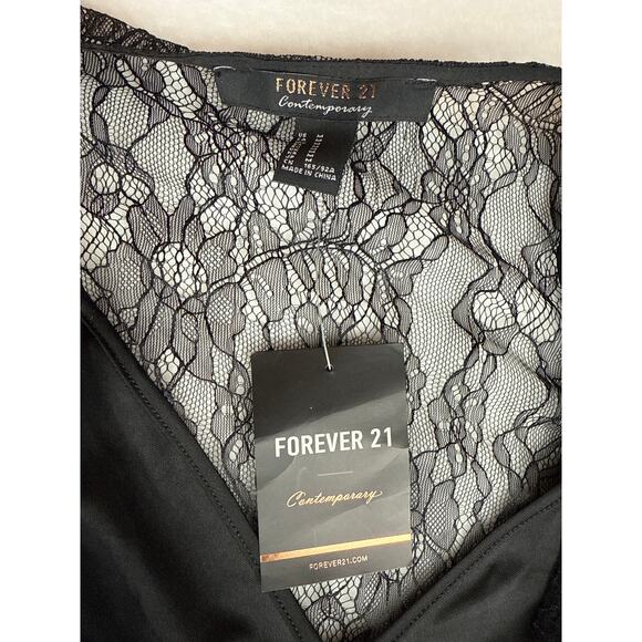 NWT Forever 21 black lace wrap dress size M - Picture 5 of 7